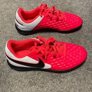 Nike Tiempo Youth Unisex Shoes Size 5Y